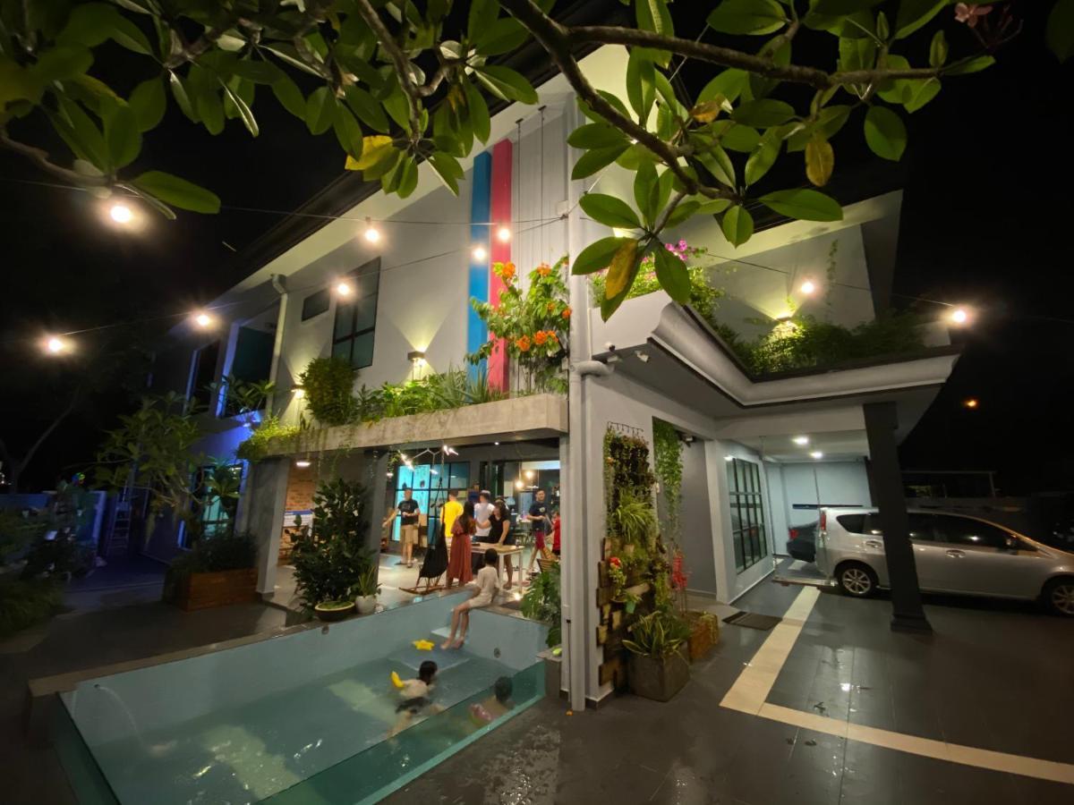 Oneriimba Private Pool & Garden Residence Johor Bahru Exterior foto